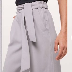 Lululemon Noir pant in silverscreen🌺 NEW listing!